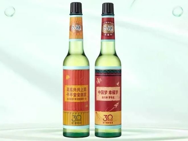 爺青回！六神換包裝了？這設(shè)計(jì)真“考古”！